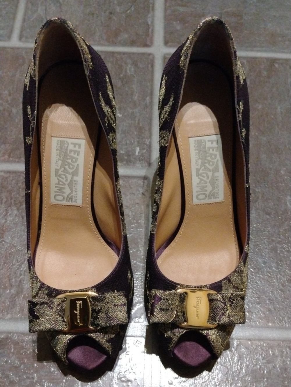 Salvatore Ferragamo Purple Satin Gold Embroidery Platform Peep Toe Pump 7C